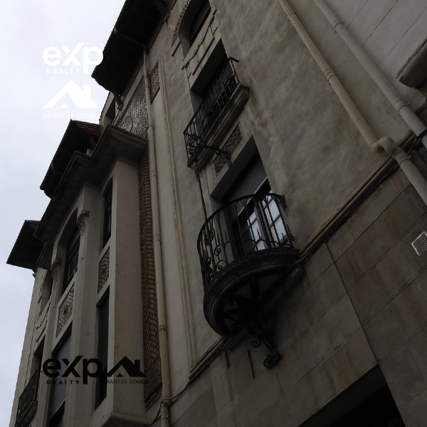 Arantza Gomez / Agencia Inmobiliaria en Pamplona