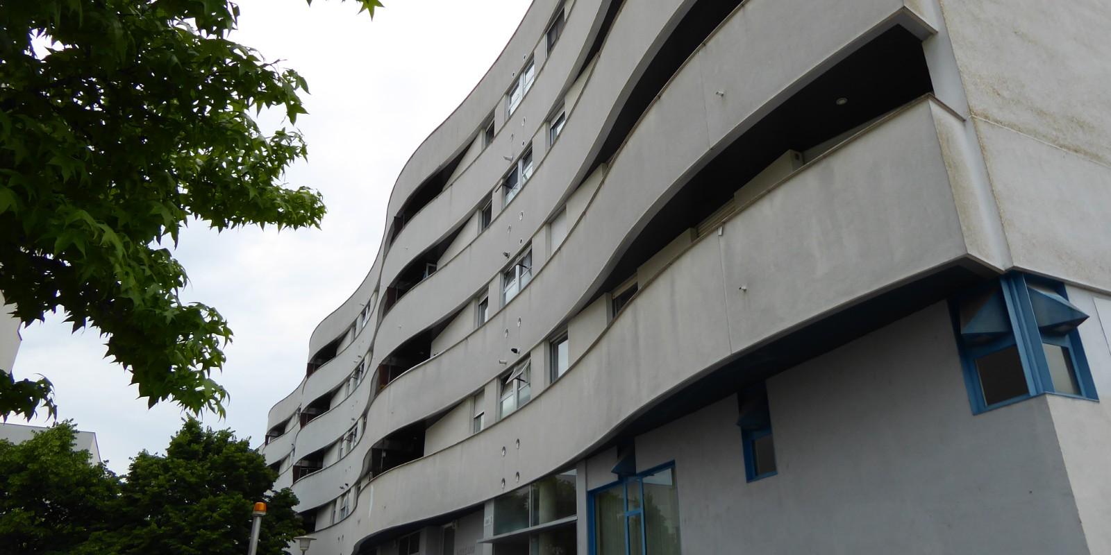 Cambio de vivienda en Pamplona: el riesgo fiscal que muchos mayores de 65 pasan por alto