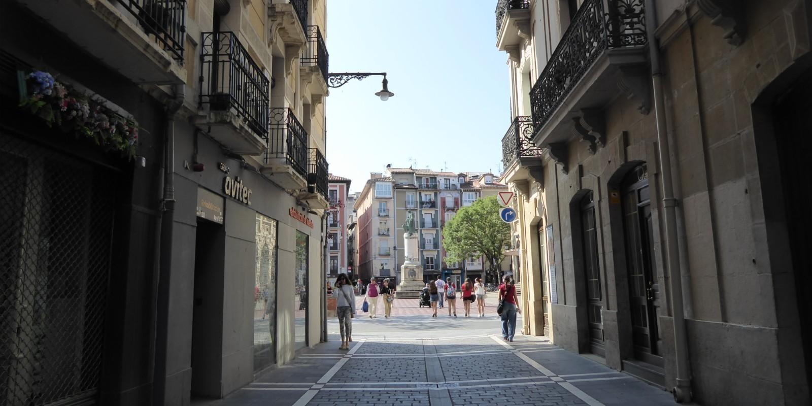 Has enviudado y piensas vender tu casa en Pamplona Lo que muchos mayores de 65 no prevén