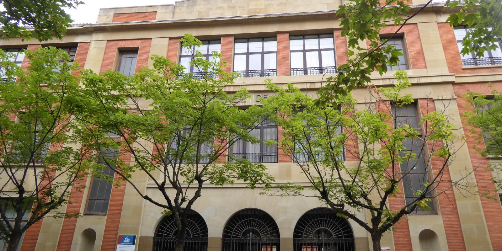 Lana de roca de alta densidad: propiedades, usos y ventajas para el aislamiento en Navarra y España