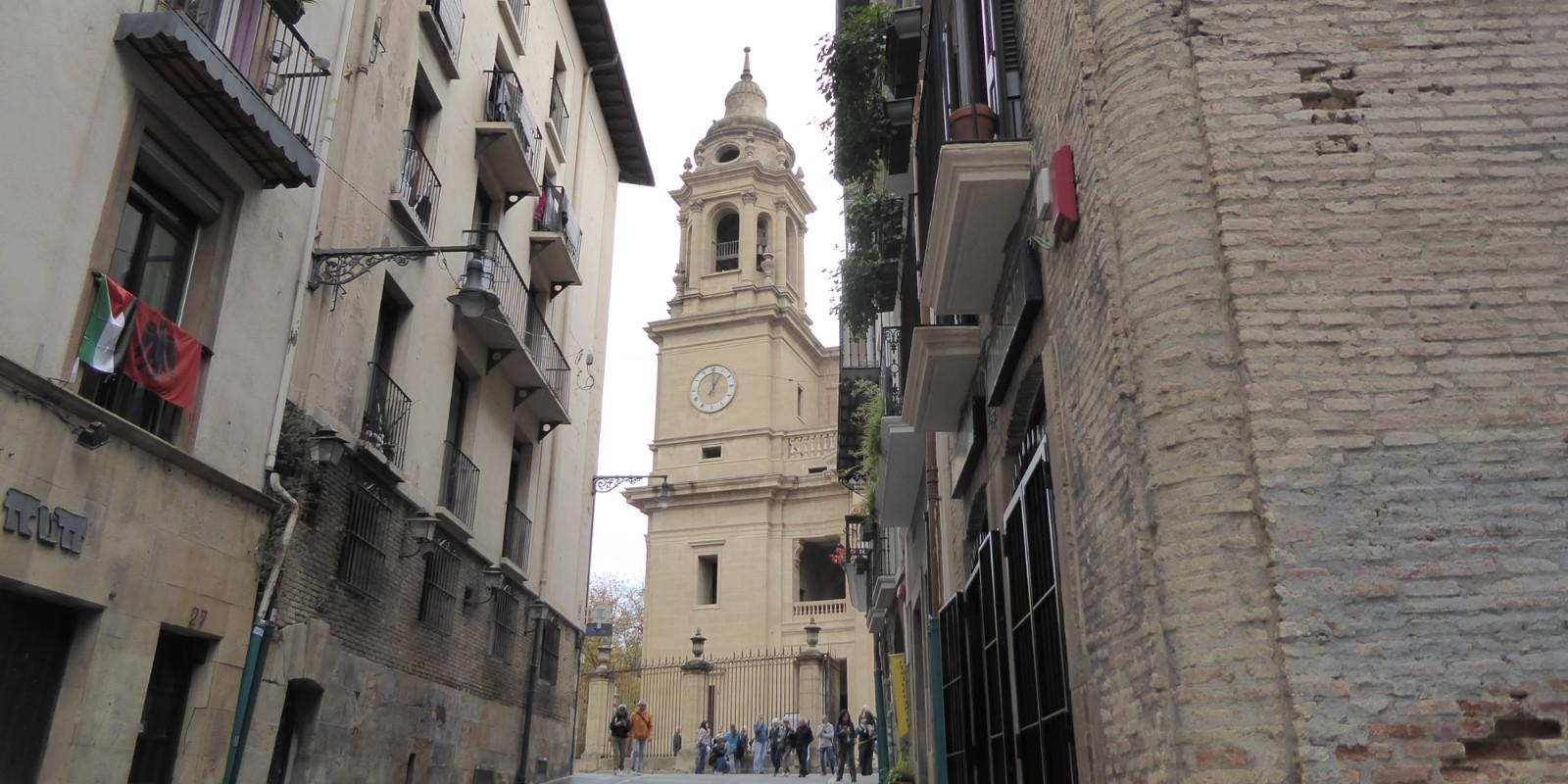 Cuánto cuesta vender una vivienda en Pamplona impuestos y gastos